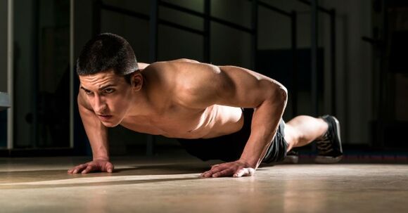 Paul Push -Ups - Exercices nécessaires à l'ostéochondose de la région thoracique